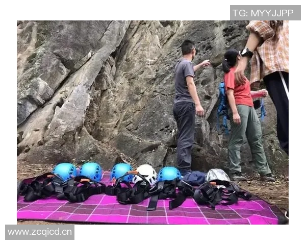 成都与南京极限运动队赛后复盘意识碰撞与战术分析